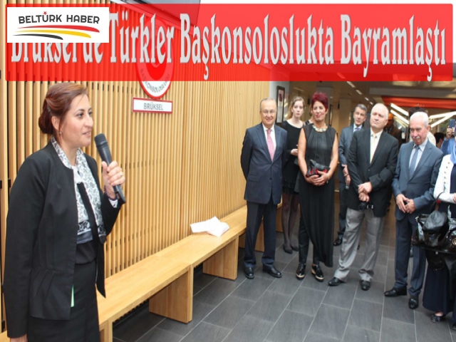 Brüksel'de Türkler Başkonsoloslukta bayramlaştı