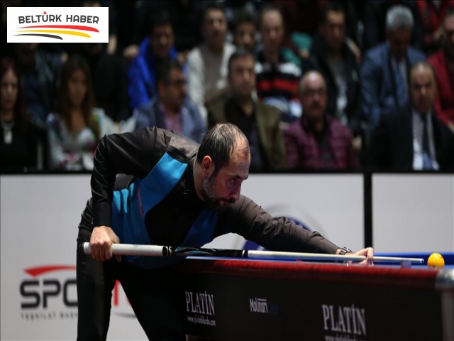 Semih Saygıner'den bronz madalya