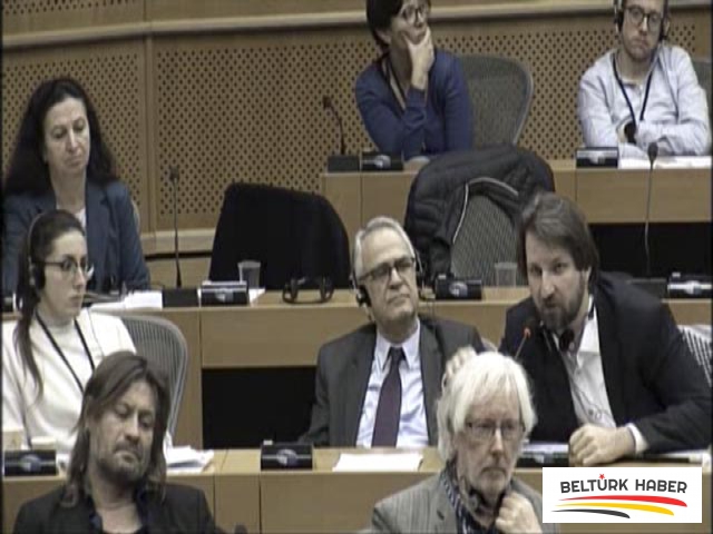 Kırmızı bültenle aranan PKK'lılar AP'de ortaya çıktı