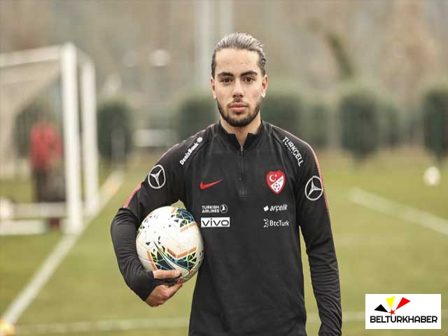 Standard Liegeli futbolcu Semih Altıkulaç Mesut Özil'i örnek alıyor