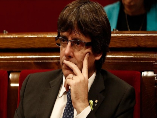 AB mahkemesi Puigdemont'un dokunulmazlığının kaldırılmasını askıya aldı