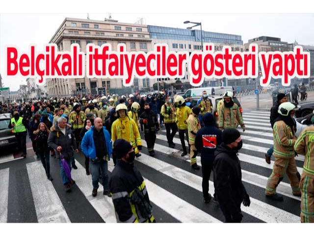 Belçikalı itfaiyeciler gösteri yaptı