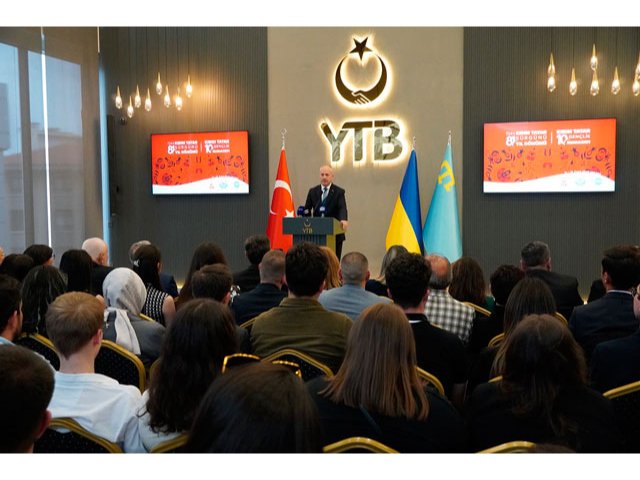 Kırım Tatar Gençlik Kurultayı YTB’nin Ev Sahipliğinde Başladı