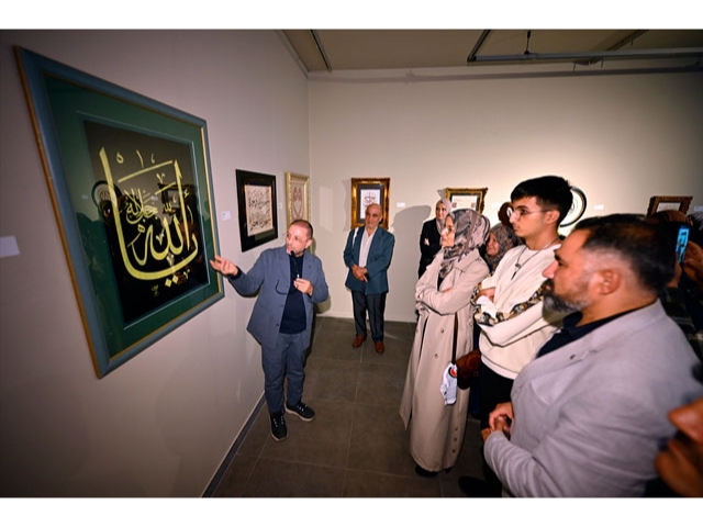 Belçika'da İslam sanatları sergisi açıldı