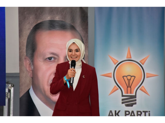 Aile ve Sosyal Hizmetler Bakanı Göktaş, Afyonkarahisar'da