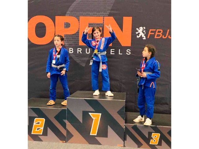 Brüksel'de 8 yaşındaki Türk sporcu Jiu-Jitsu şampiyonu oldu