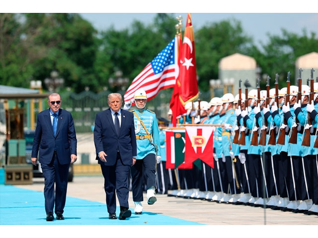 Cumhurbaşkanı Erdoğan, ABD Başkanı Trump'ı resmi törenle karşıladı