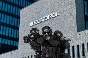 Europol’den uyuşturucu şebekesine operasyon