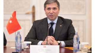 Zafer Sırakaya’dan CHP’li Vekillerin Avrupa Türklerine Yönelik Sözlerine Sert Tepki
