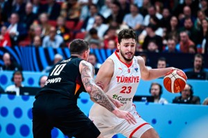 12 Dev Adam, 2025 Avrupa Basketbol Şampiyonası'nda ikinci olarak gümüş madalya elde etti