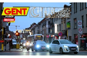 Belçika'nın Gent şehirlerde ışıklarla süslenen caddeler ramazan boyunca aydınlatılacak