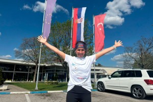 Almanya’dan Türkiye’ye koşarak geliyor