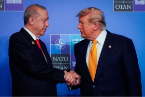 Cumhurbaşkanı Erdoğan'dan NATO Zirvesi'nde yoğun diplomasi trafiği