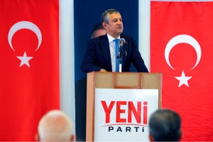 Özgür Özel Yeni Parti Genel Başkanlığına seçildi